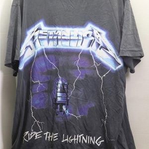 Men’s Metallica Ride Lightning Gray size L T Shirt